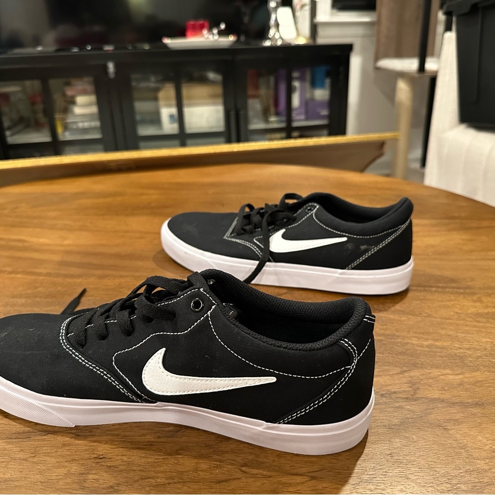 Nike Black and White Men's Skate Sneakers